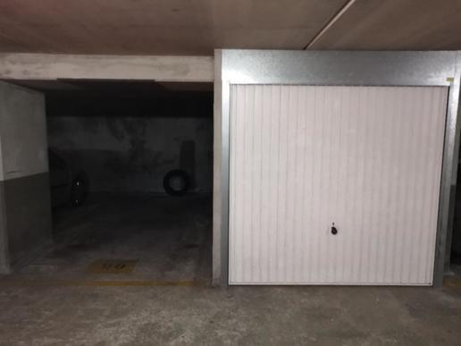 Dmolition box parking - 1